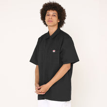 USA HALF ZIP S/S SHIRT