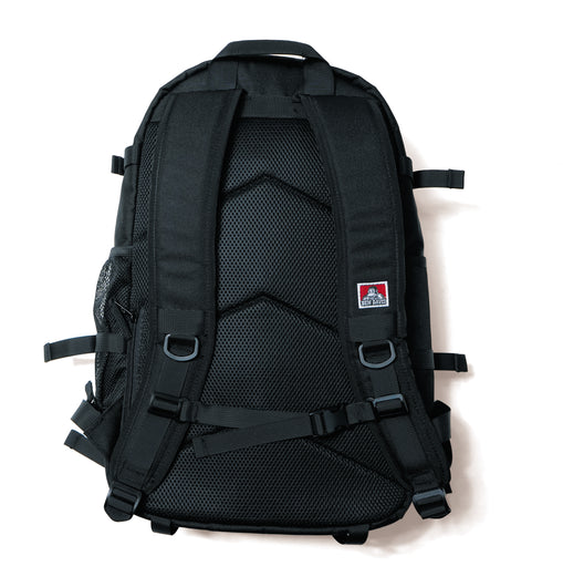 SUB POCKET BACKPACK 30L