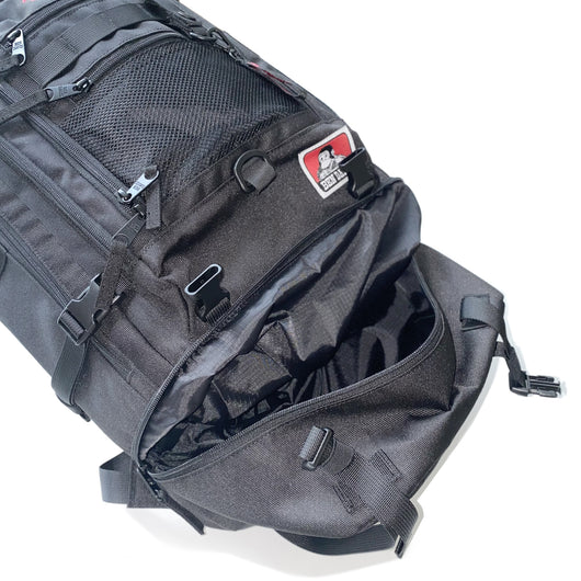SUB POCKET BACKPACK 30L