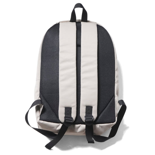 〈オンライン限定〉BASIC DAYPACK 16L