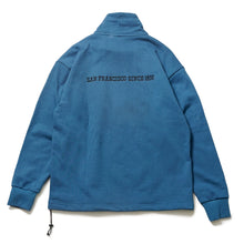 TURTLENECK SWEATSHIRT