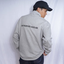 TURTLENECK SWEATSHIRT