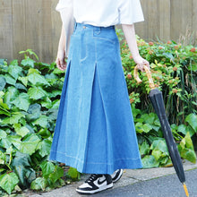 DENIM PLEATED SKIRT