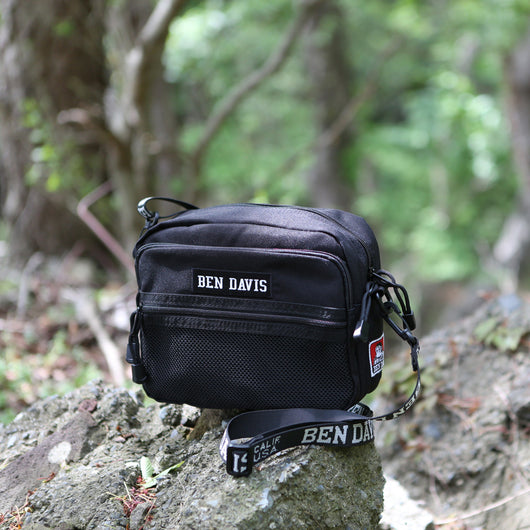 LOGO TAPE SHOULDER