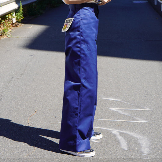 LADIES WIDE STRAIGHT CHINO
