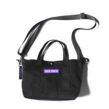 TRAVEL TOTE M