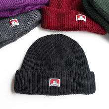 MICRO LOGO KNIT CAP