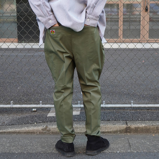 3TUCK TAPERED PANTS