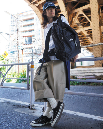 LIGHT-WEIGHT DAYPACK
