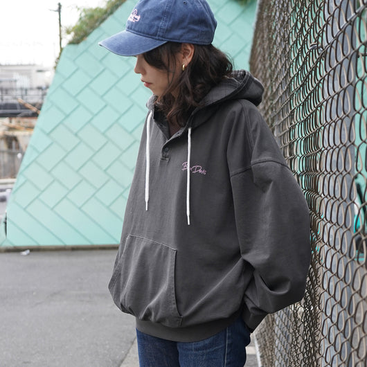 MID WEIGHT HENLEY HOODIE