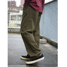 LADIES WIDE STRAIGHT CHINO