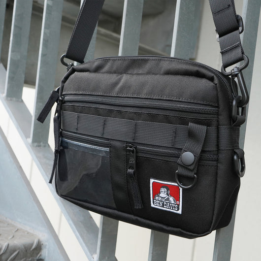 SHOULDER BAG