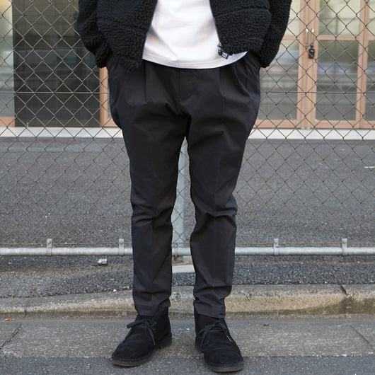 3TUCK TAPERED PANTS