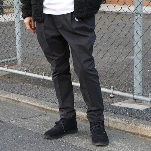3TUCK TAPERED PANTS